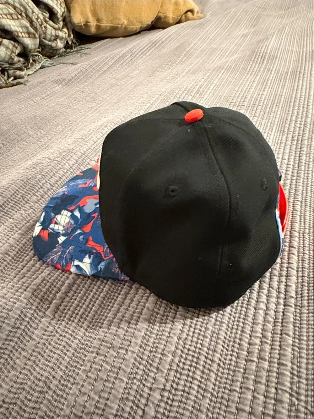 Nike Pro Hat Snapback One Size Dri-Fit Felt Swoosh Logo Spellout Colorblock